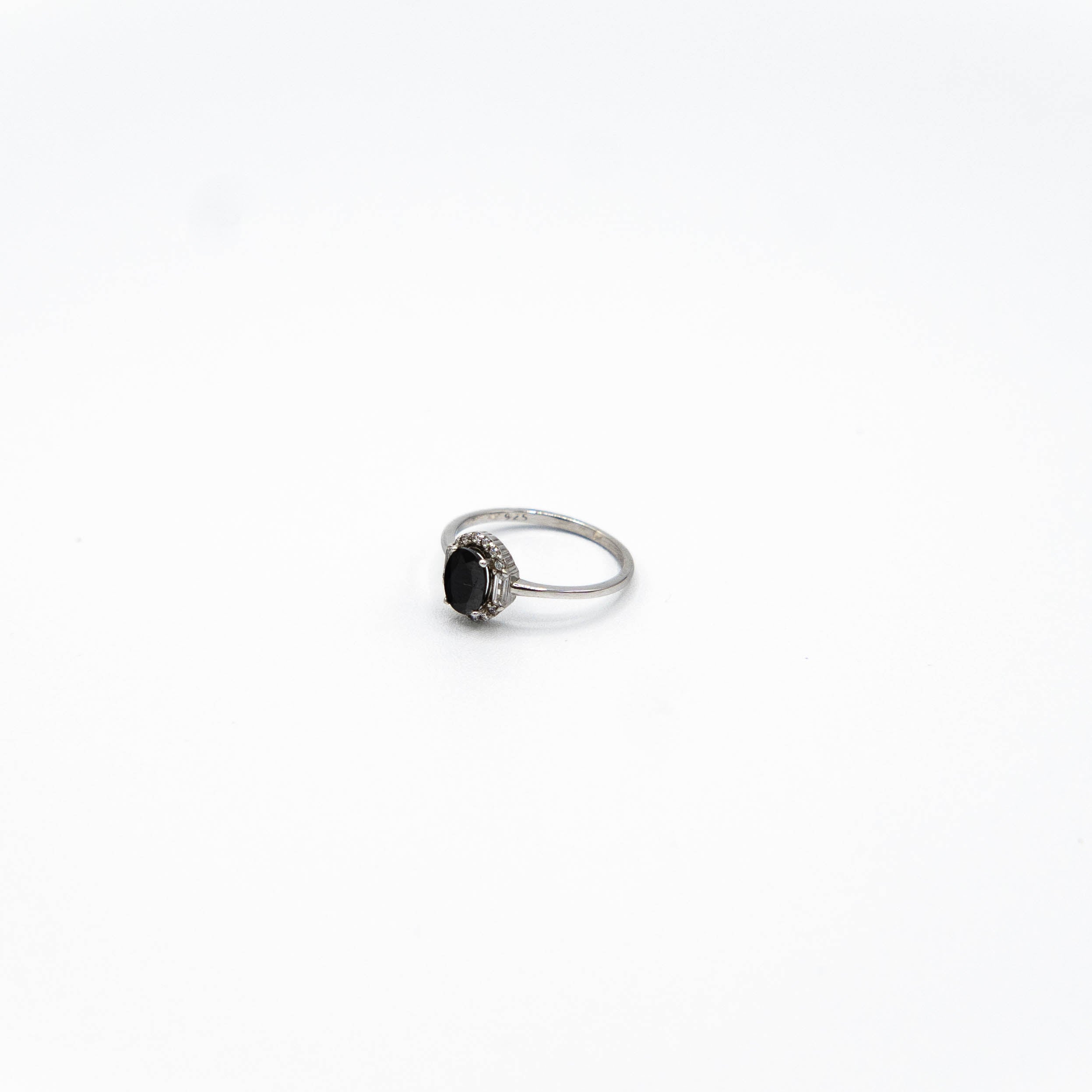 black zircon ring Main image