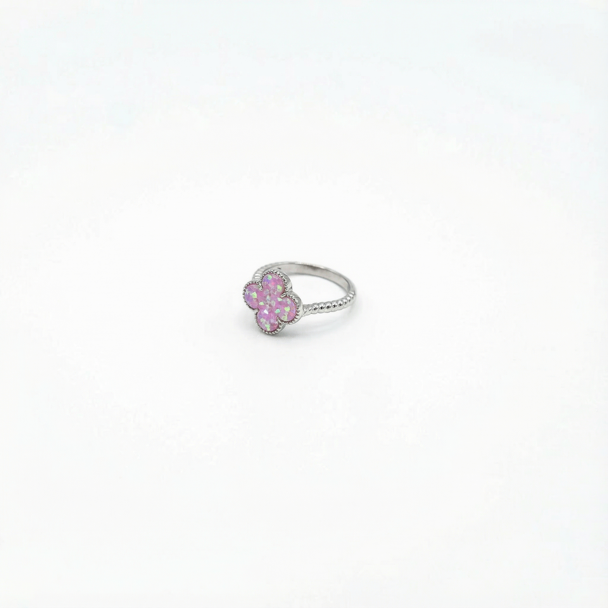 Trebol ring in pink opal Main image